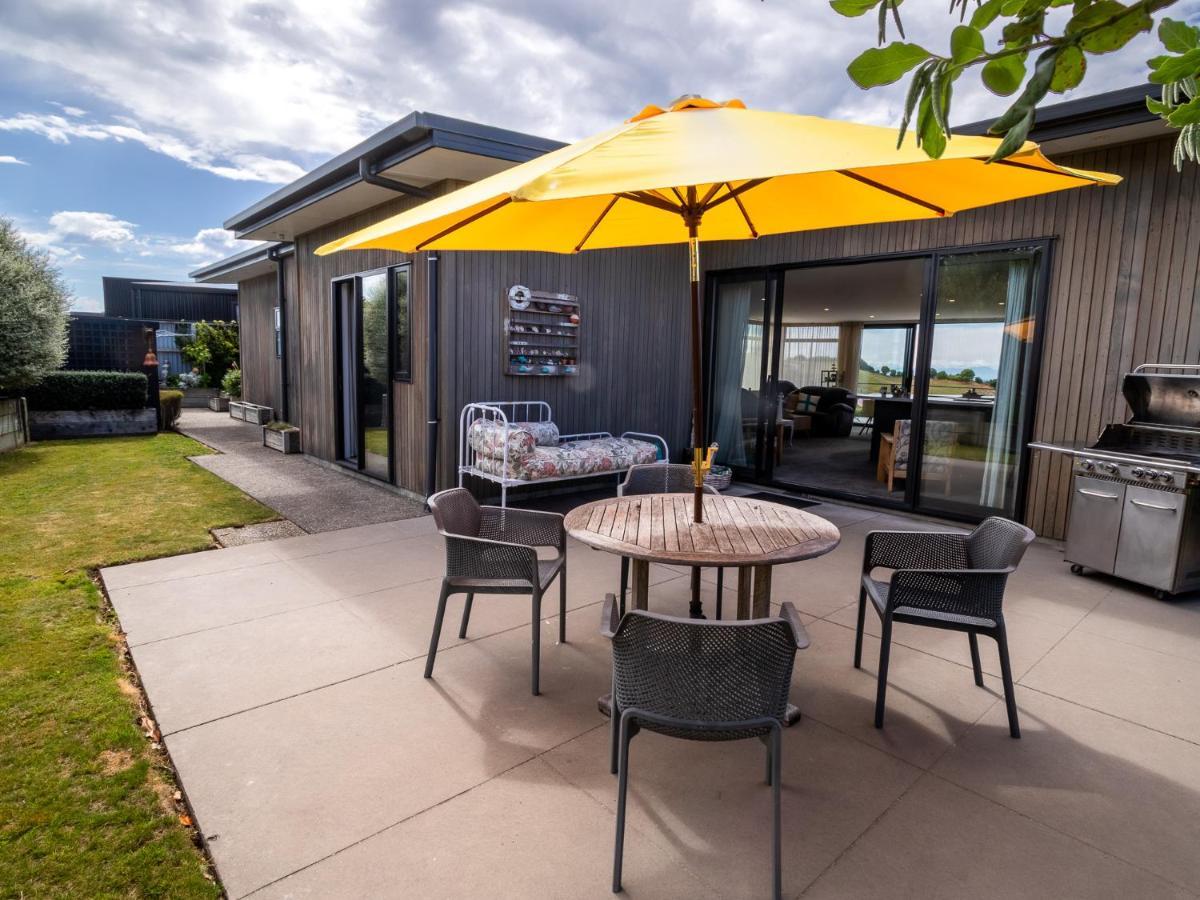 Number One Bach - Kaiteriteri Holiday Home Buitenkant foto